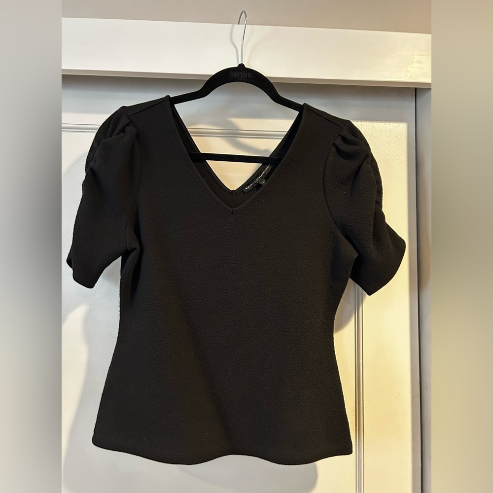 EUC Ruched Elbow Sleeve Black V-Neck Romantic Top in Size Small